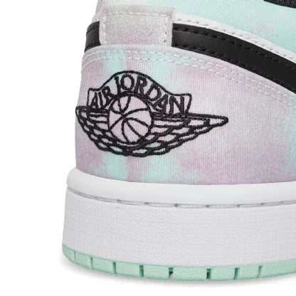 TÊNIS NIKE AIR JORDAN 1 LOW SE "TIE DYE" BRANCO/PRETO