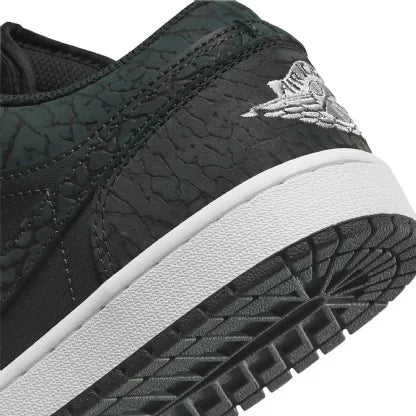 TÊNIS NIKE AIR JORDAN 1 LOW SE "BLACK ELEPHANT" PRETO