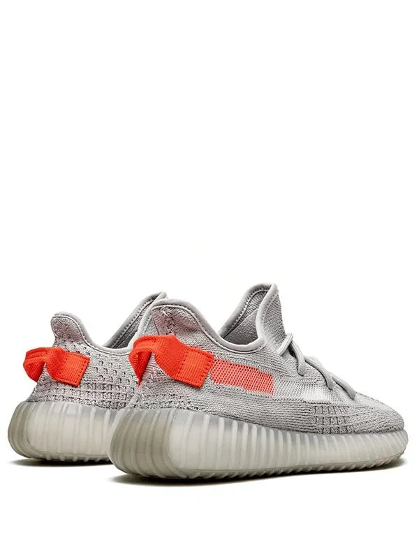 YEEZY BOOST 350 V2 TAIL LIGTH