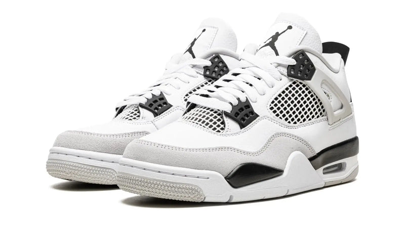 Tênis Air jordan 4 "Military Black" Branco / Preto