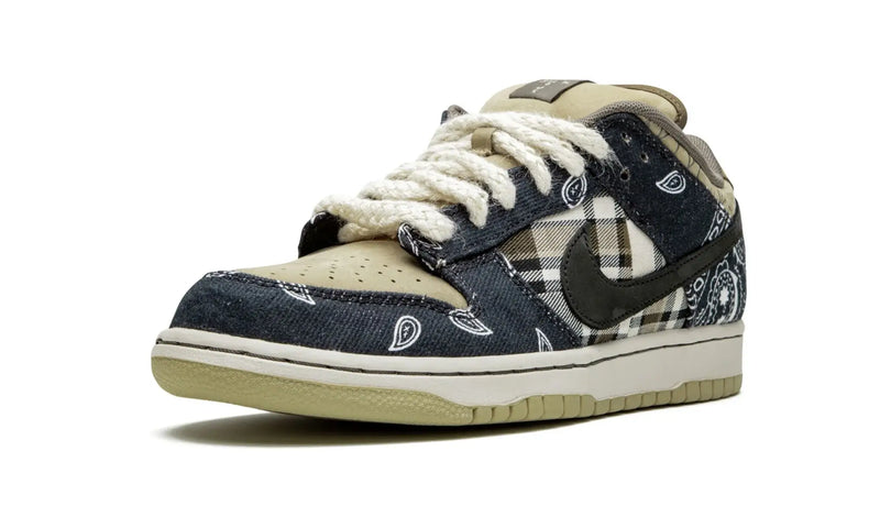 Tênis Nike Dunk Low SB x Travis Scott "Cactus Jack"